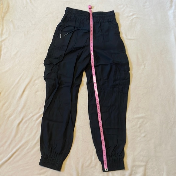 Black Garage Cargo Joggers XS - Picture 4 of 6